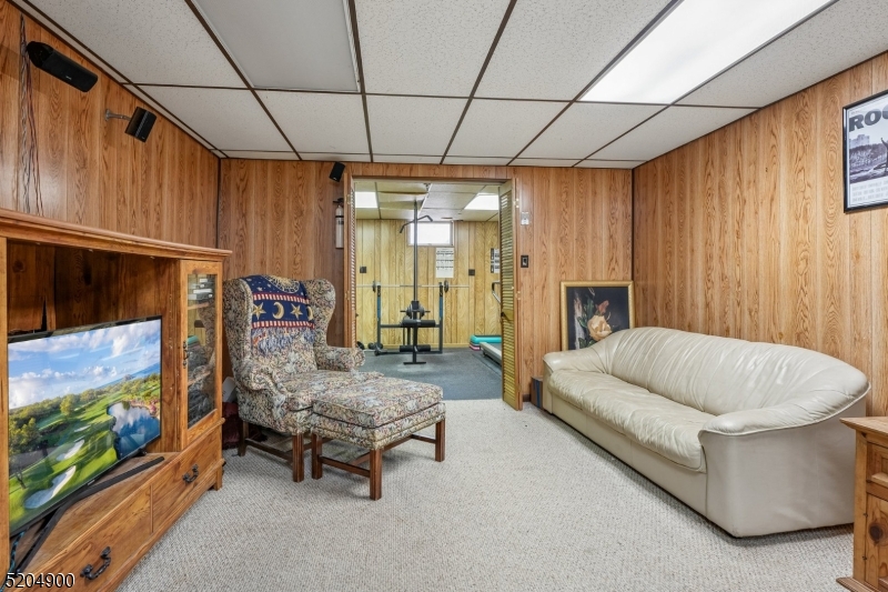 31 Branko Road Berkeley Heights, NJ 07922 - Photo 26 of 36