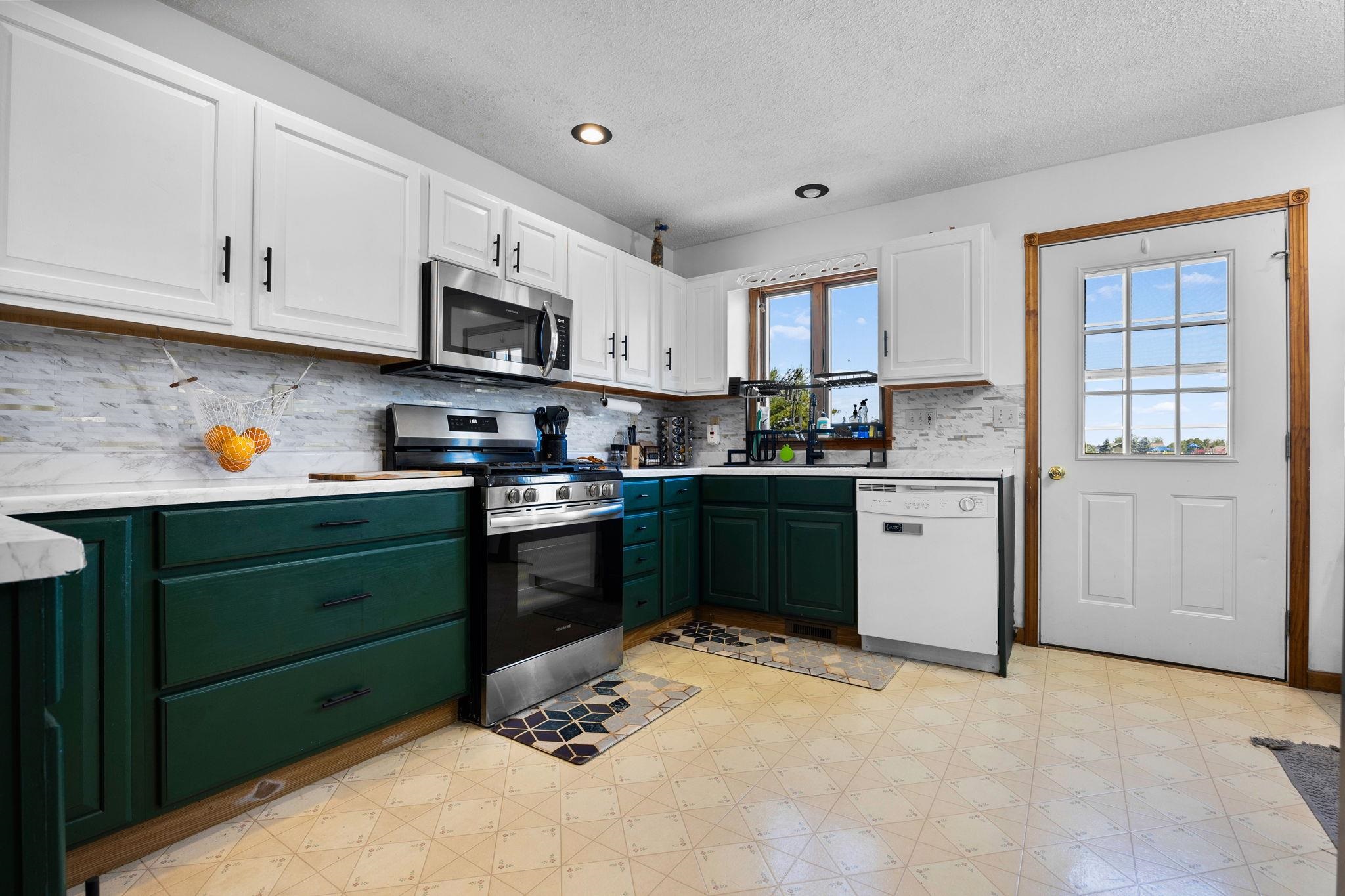 5988 Culver Road Traverse City, MI 49685 - Photo 26 of 60 1923837-bb792127-0651-457f-83d9-be801890bf58.JPG