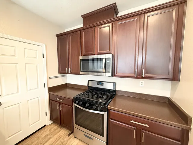 $424,900 | 918 Castellona Drive, Newman, CA 95360