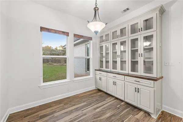 $499,000 | 3103 Park Lake Drive, Waco, TX 76708