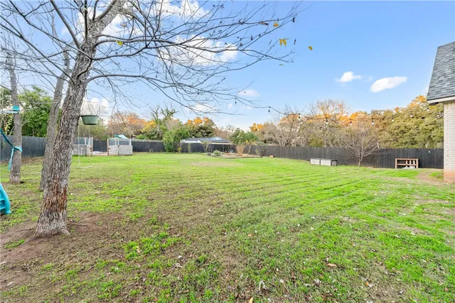 $499,000 | 3103 Park Lake Drive, Waco, TX 76708