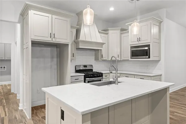 $499,000 | 3103 Park Lake Drive, Waco, TX 76708