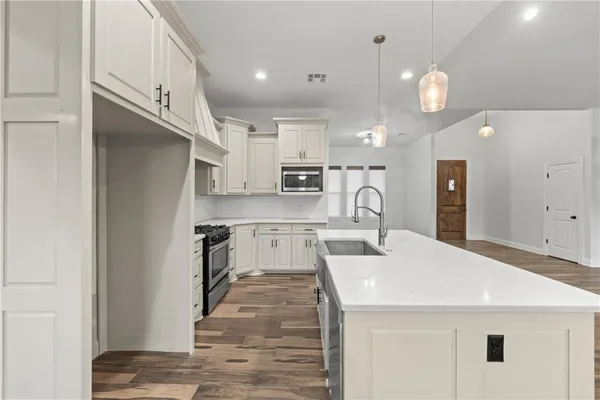 $499,000 | 3103 Park Lake Drive, Waco, TX 76708