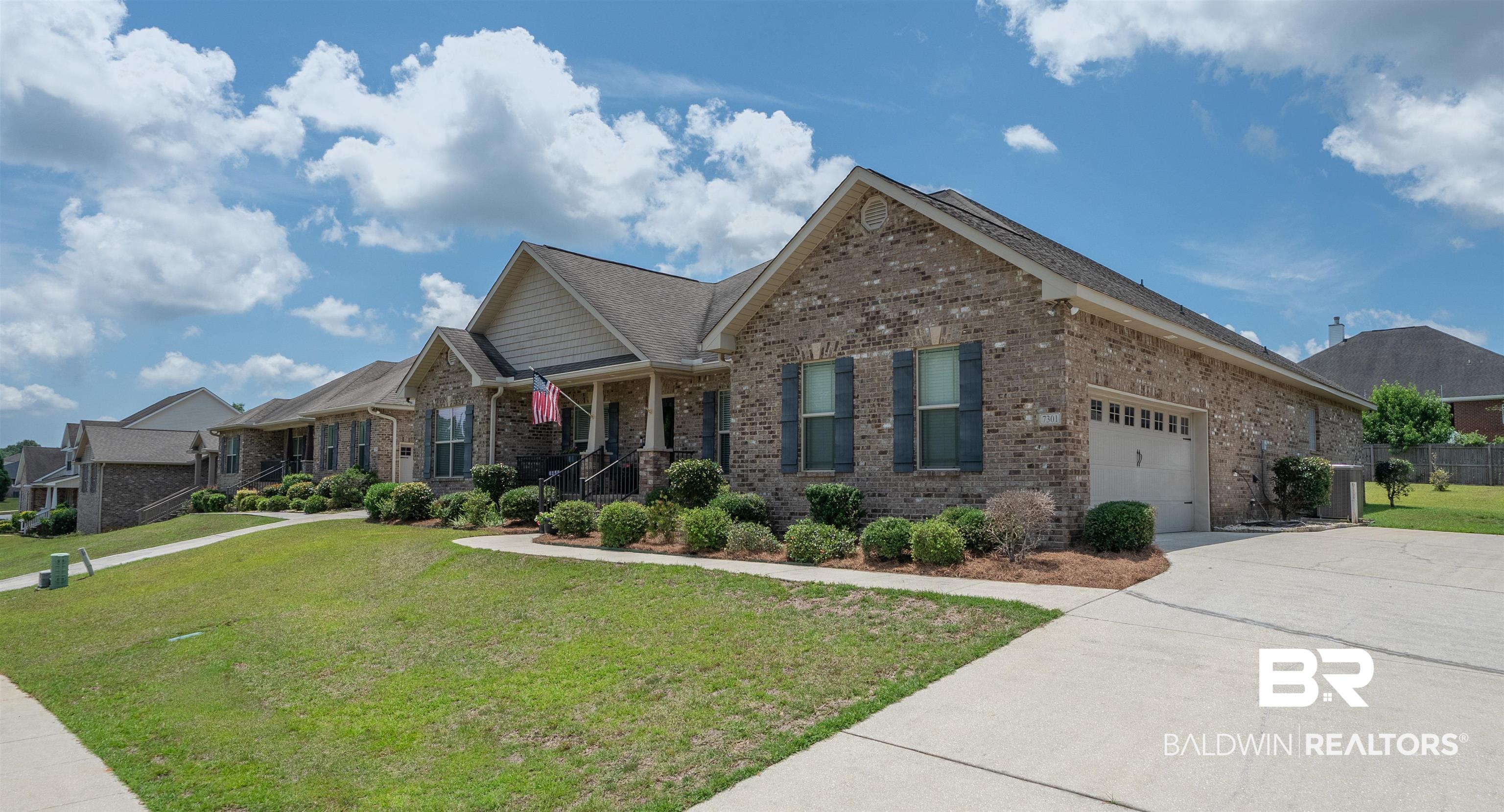 7301 Morse Loop Mobile, AL 36619 - Photo 2 of 31