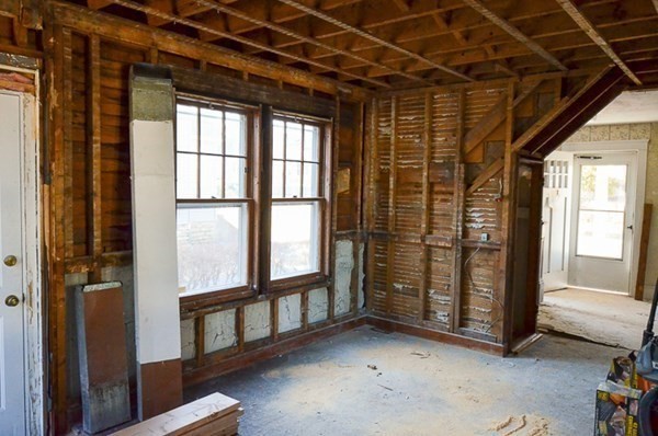 68 Clark Street Worcester, MA 01606 - Photo 9 of 15