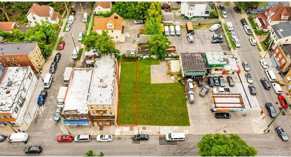 $200,000 | 22 Mt Vernon Avenue, Mount Vernon, NY 10550