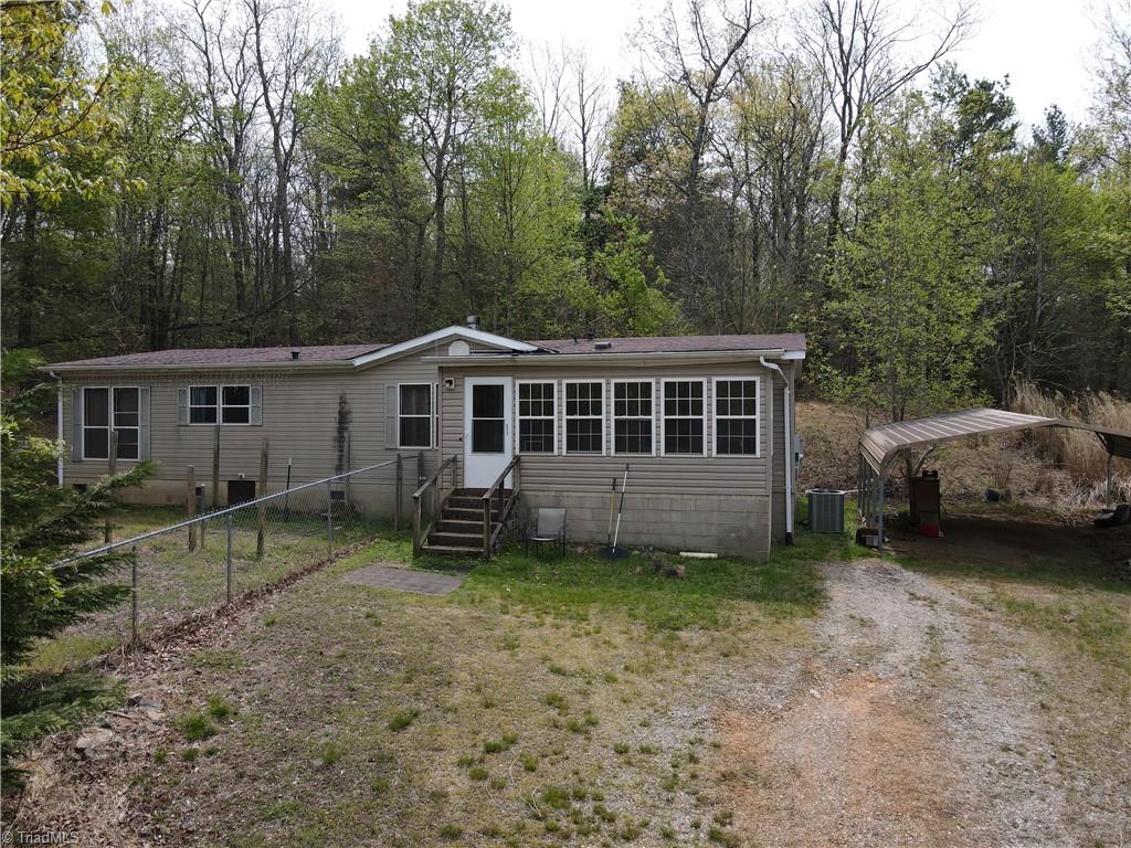 5636 Mertie Road Millers Creek, NC 28651 - Photo 2 of 38