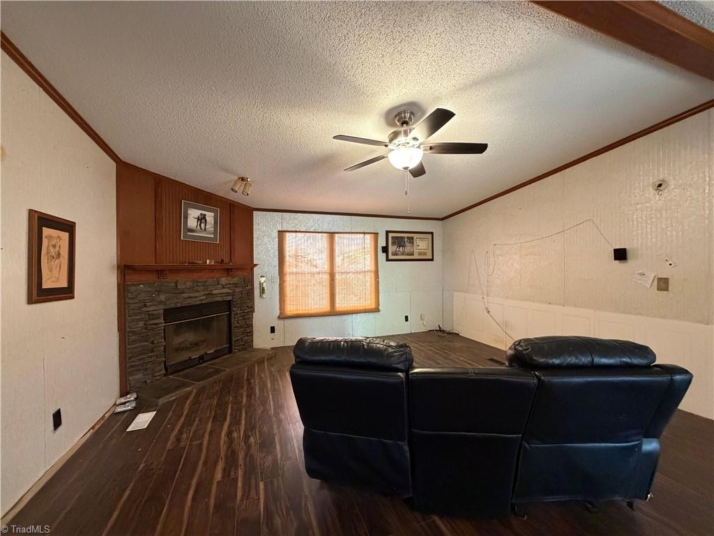 5636 Mertie Road Millers Creek, NC 28651 - Photo 8 of 38