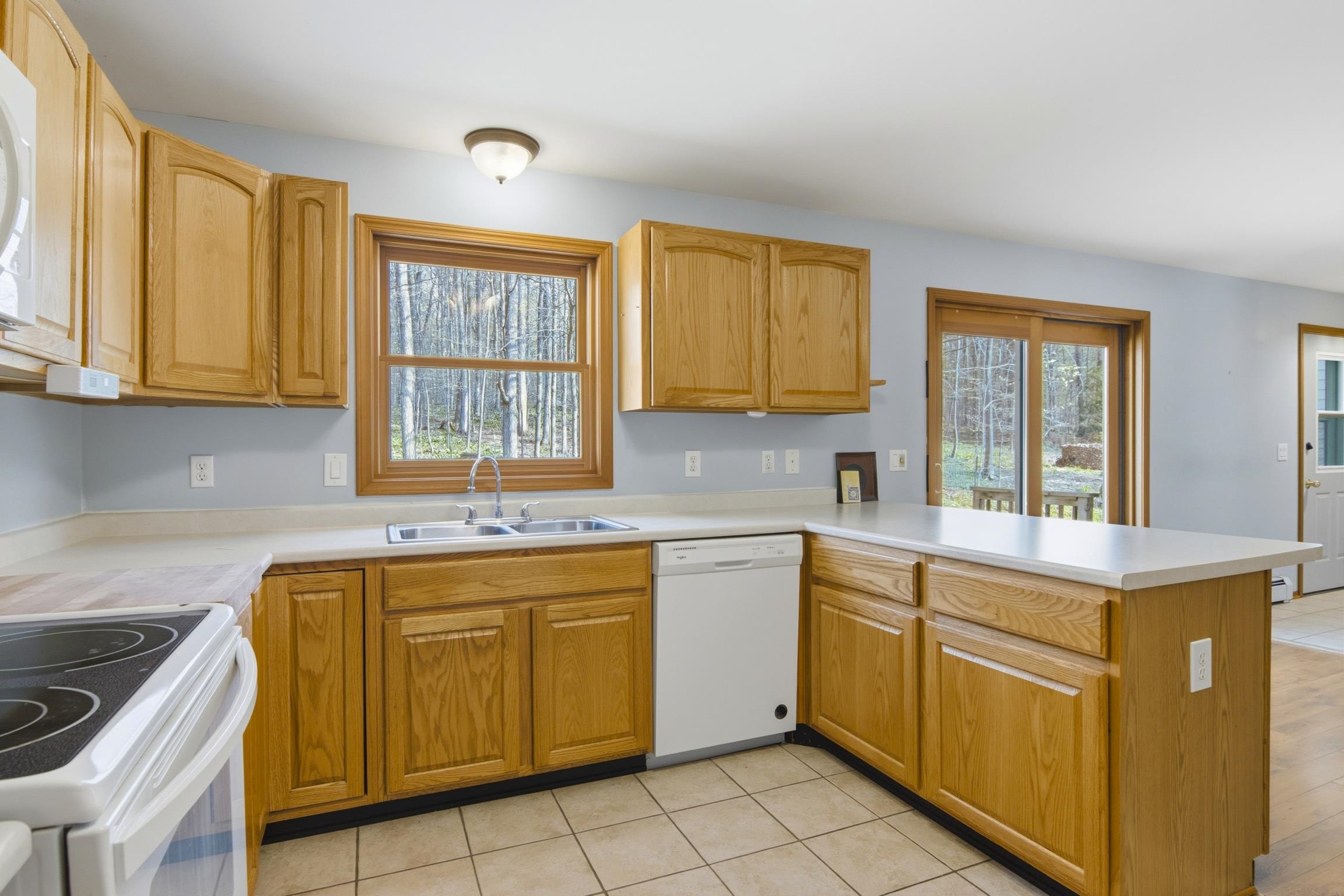 1014 Fairview Beulah, MI 49617 - Photo 14 of 38