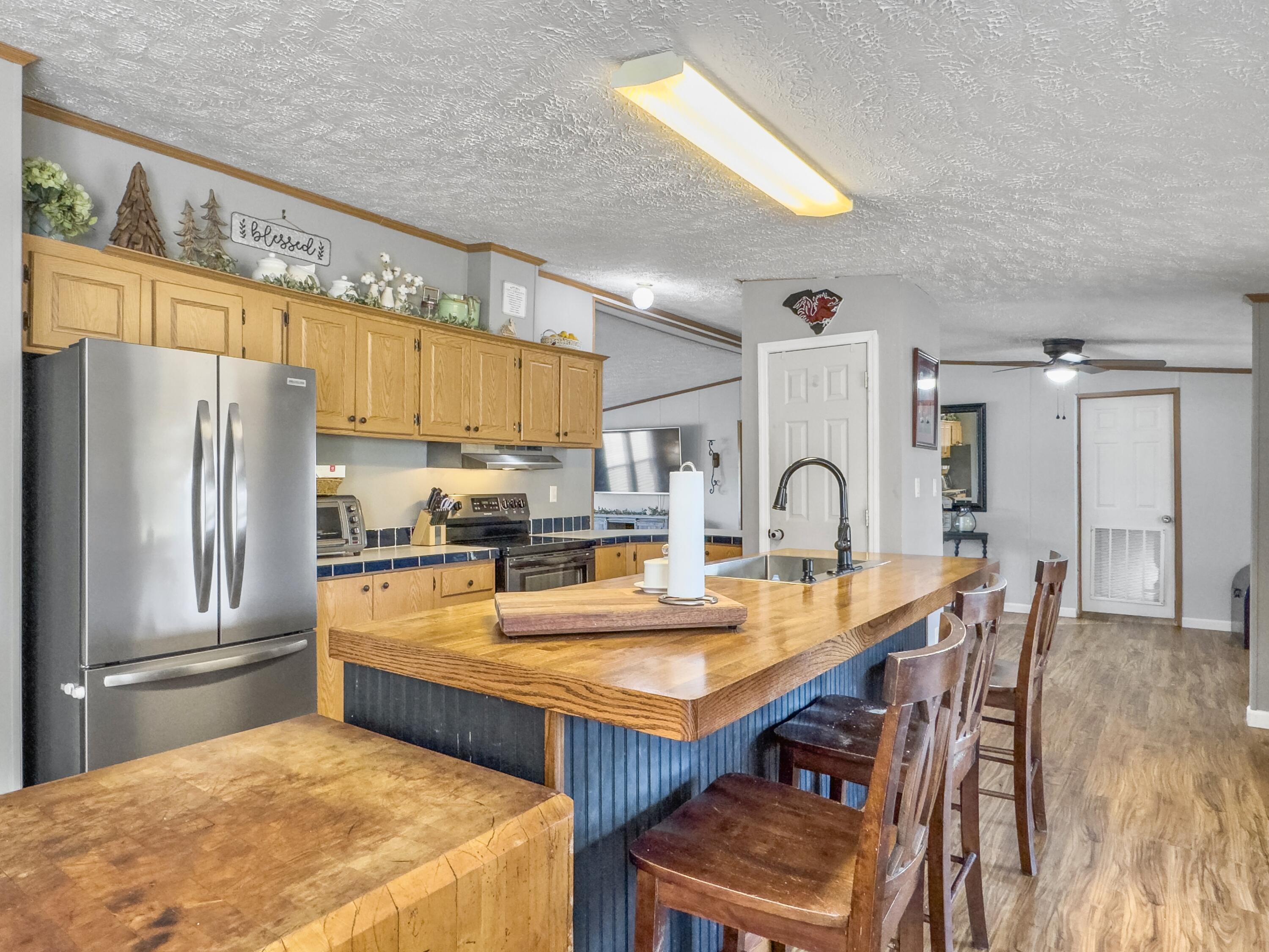 4160 Cleveland Street Elloree, SC 29047 - Photo 13 of 47 Kitchen