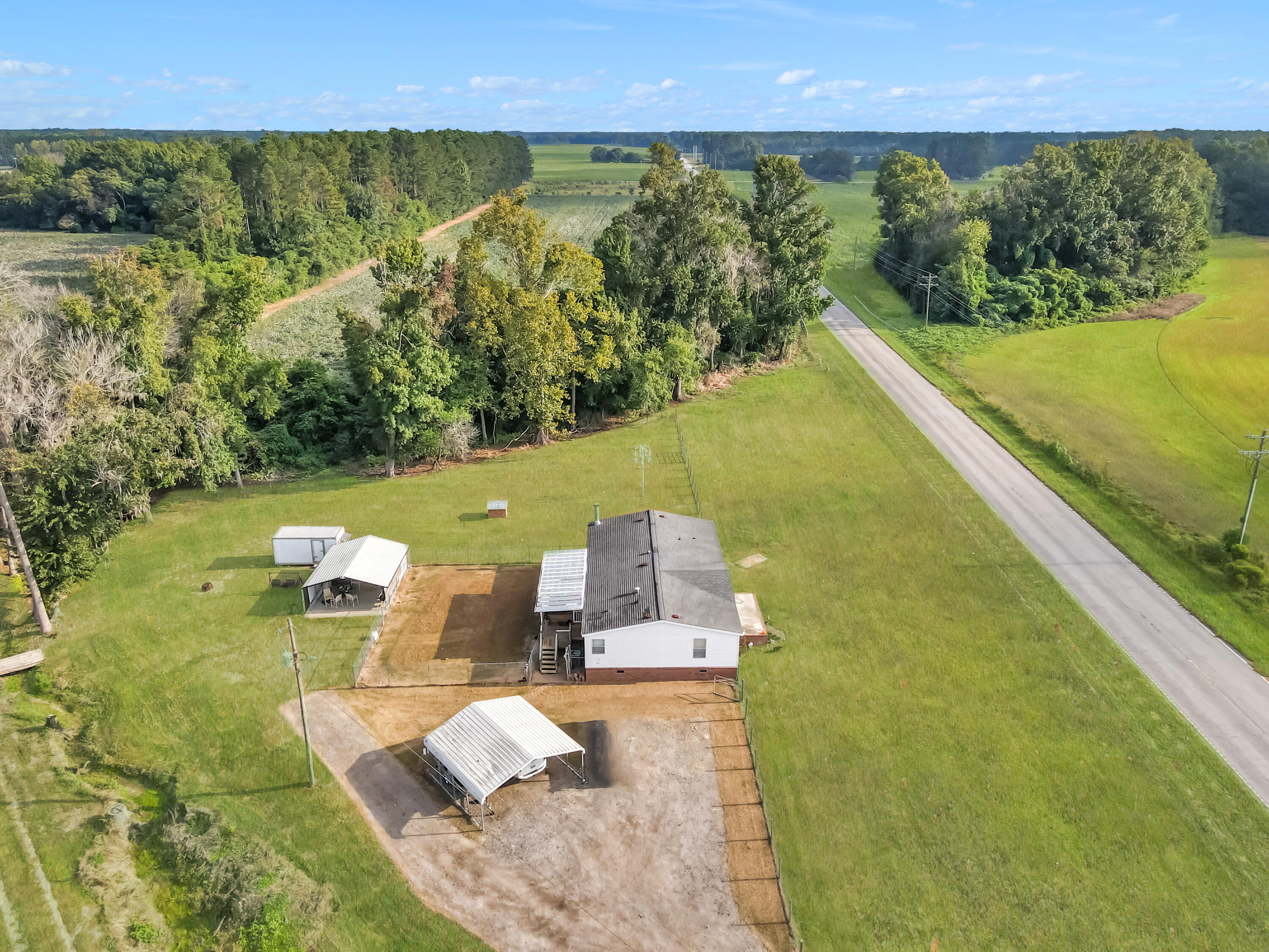 4160 Cleveland Street Elloree, SC 29047 - Photo 29 of 47 E6673AAC-0656-4830-839B-7F37ABEF887D