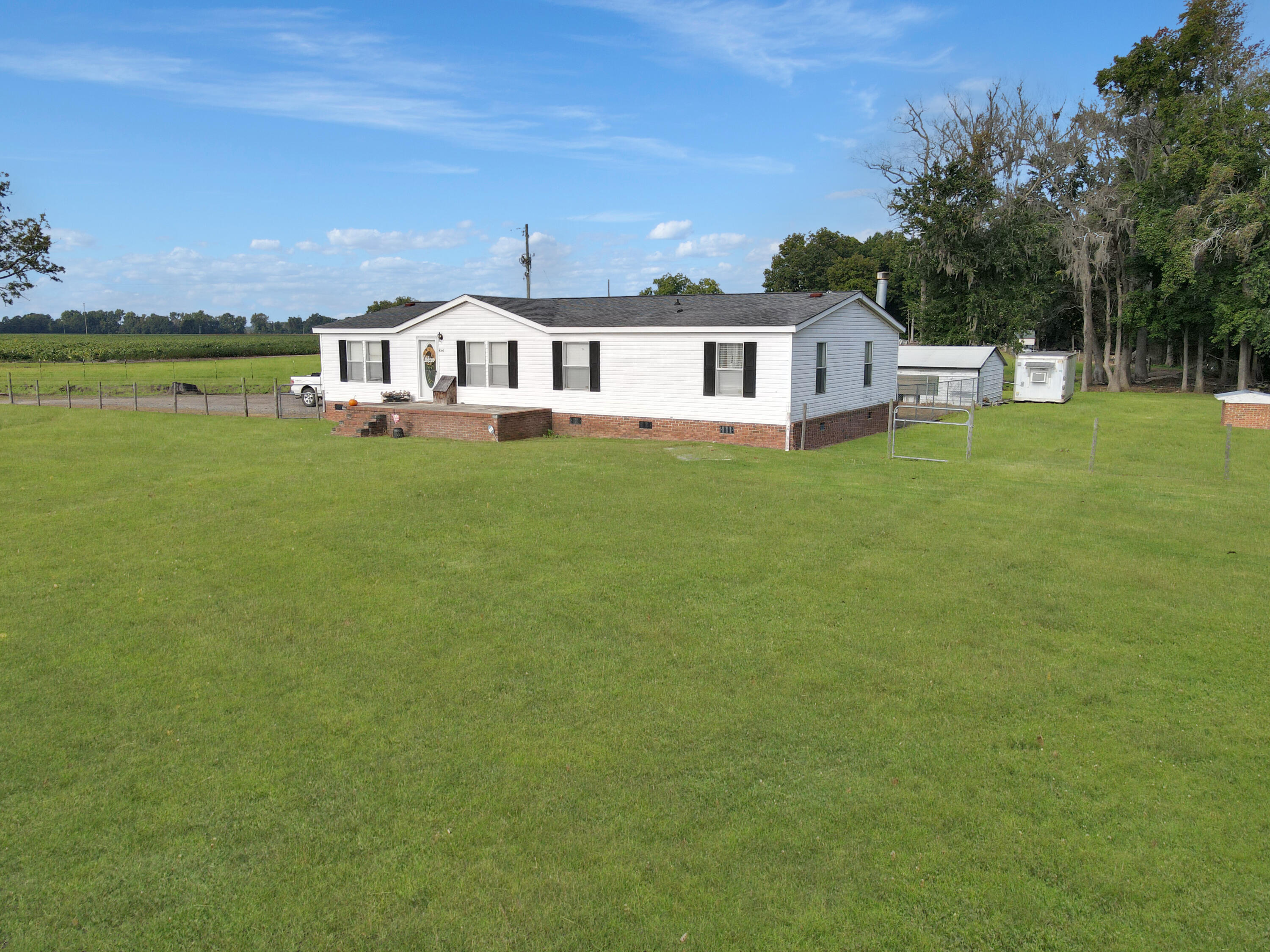 4160 Cleveland Street Elloree, SC 29047 - Photo 3 of 47 4160 Cleveland St
