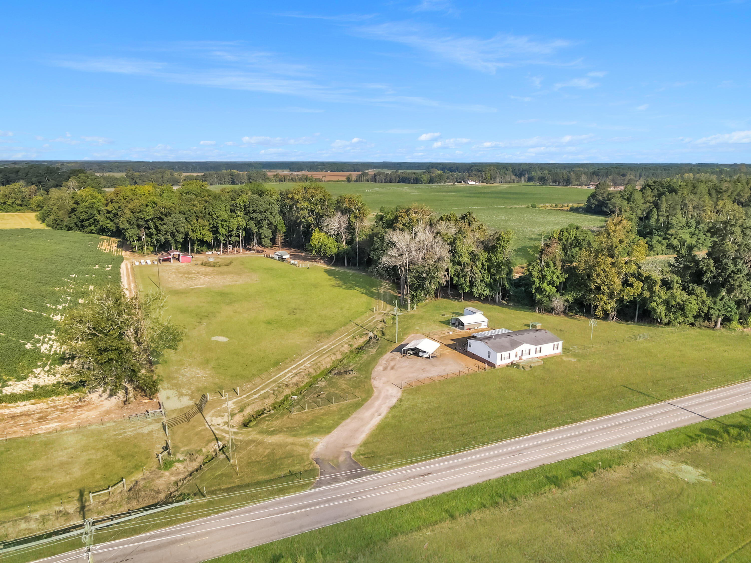 4160 Cleveland Street Elloree, SC 29047 - Photo 39 of 47 F8A2E498-0C93-4FA6-B391-22402801C254
