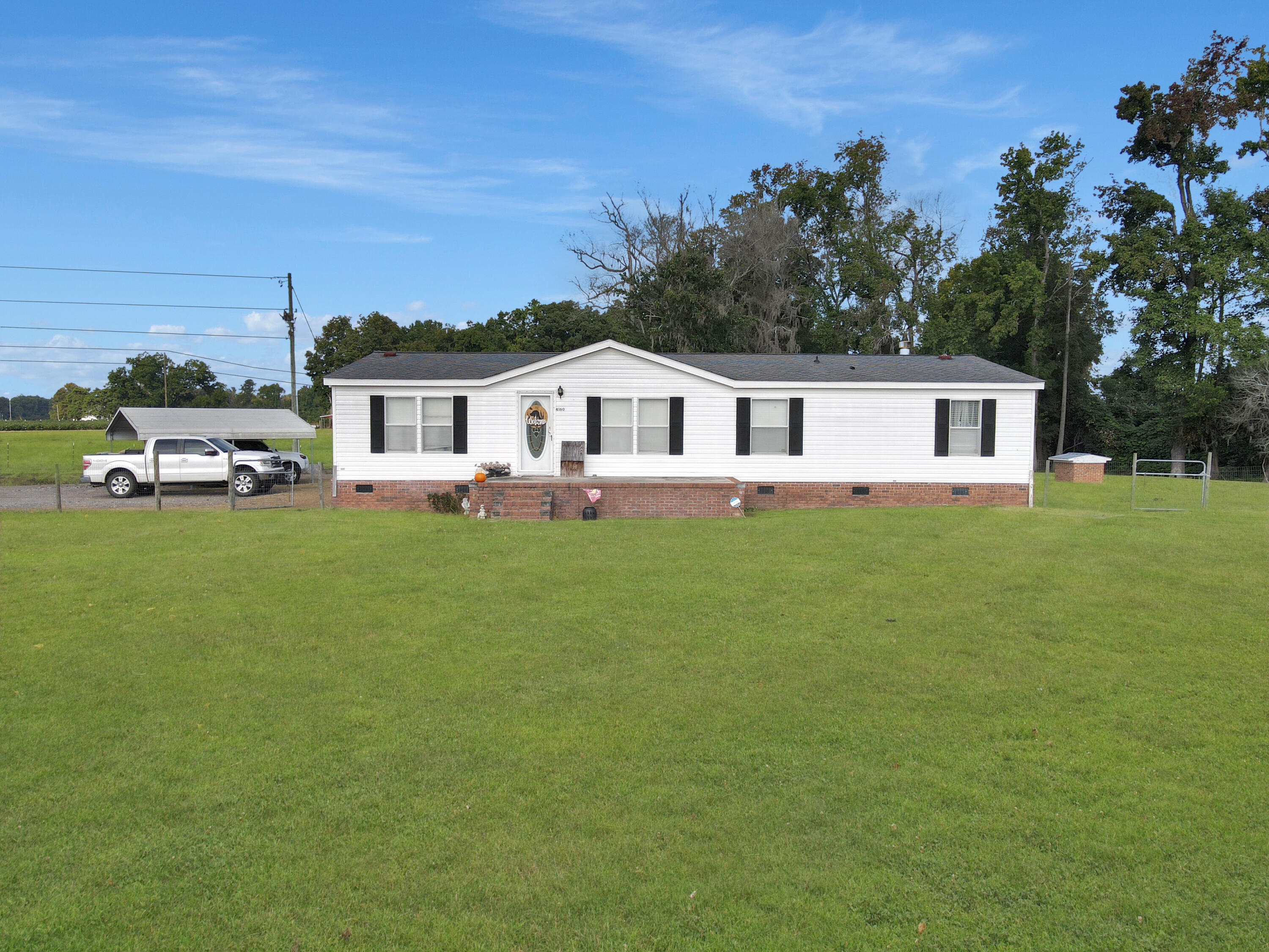 4160 Cleveland Street Elloree, SC 29047 - Photo 4 of 47 4160 Cleveland St