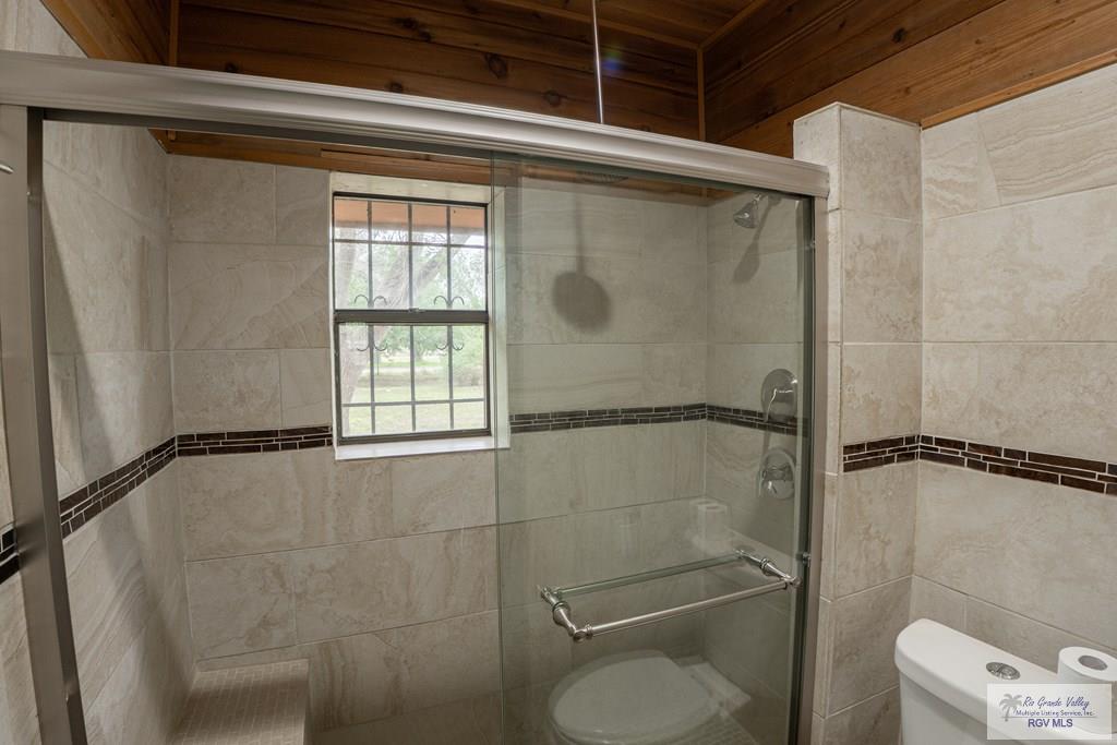 13509 Highway 107 Santa Rosa, TX 78593 - Photo 9 of 18