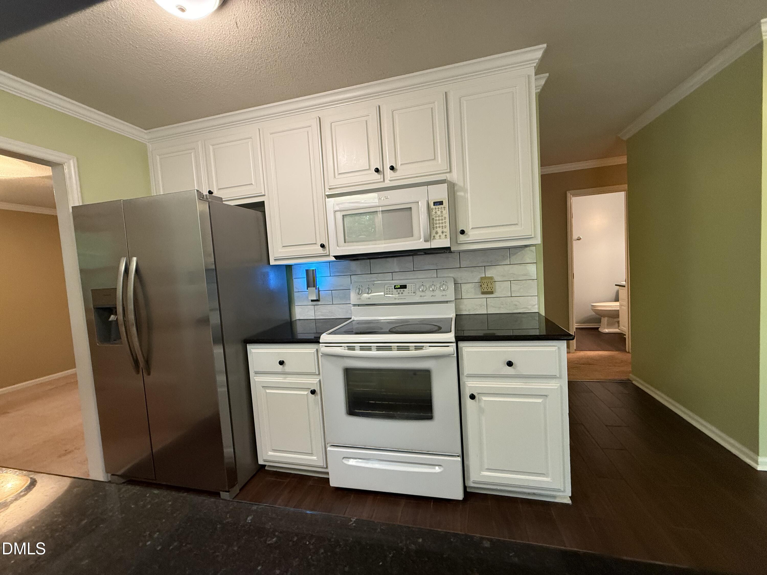 700 Wendy Way Durham, NC 27712 - Photo 15 of 44 Kitchen