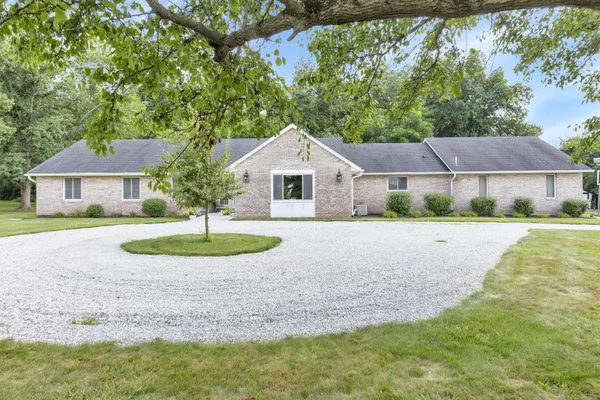 $799,900 | 5531 Highway 752, Ashville, OH 43103