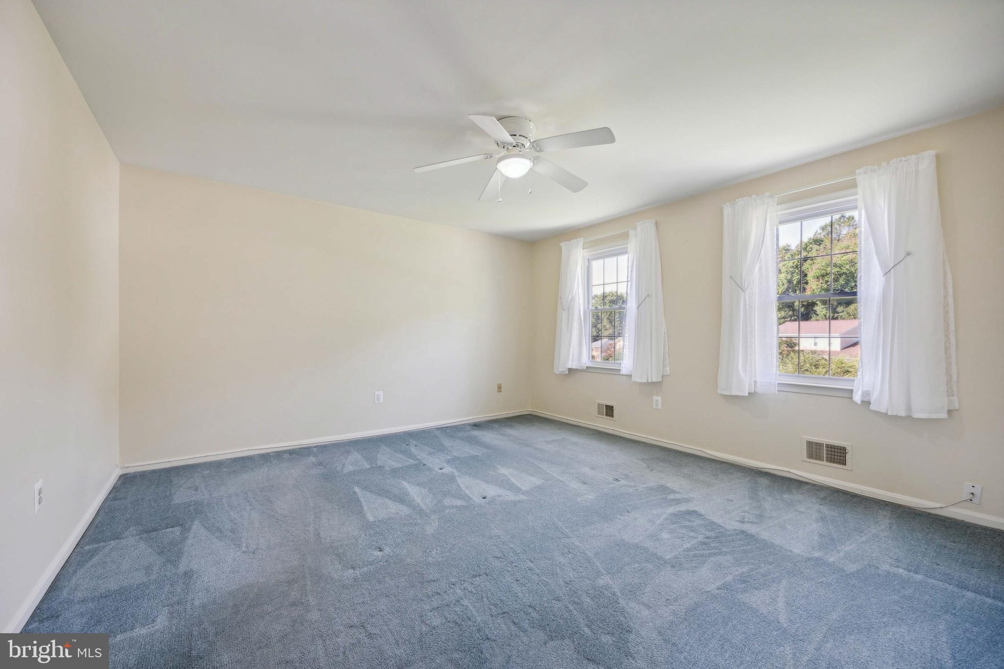 2331 Holly Spring Drive Silver Spring, MD 20905 - Photo 17 of 45 Primary Bedroom 1