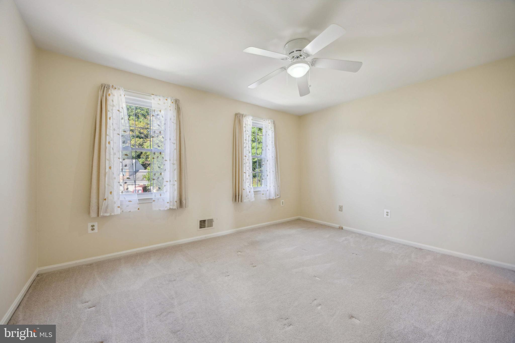 2331 Holly Spring Drive Silver Spring, MD 20905 - Photo 23 of 45 Bedroom 2