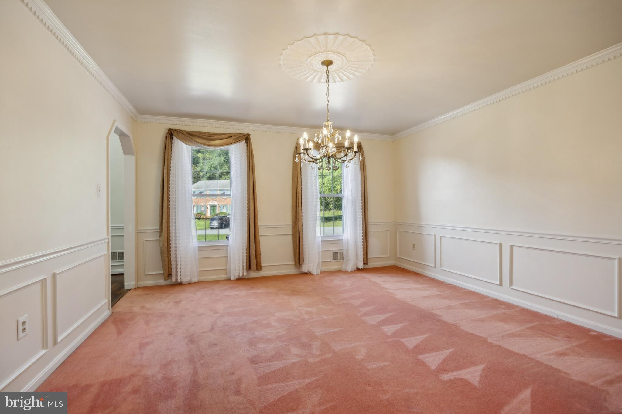 2331 Holly Spring Drive Silver Spring, MD 20905 - Photo 5 of 45 Dining Room