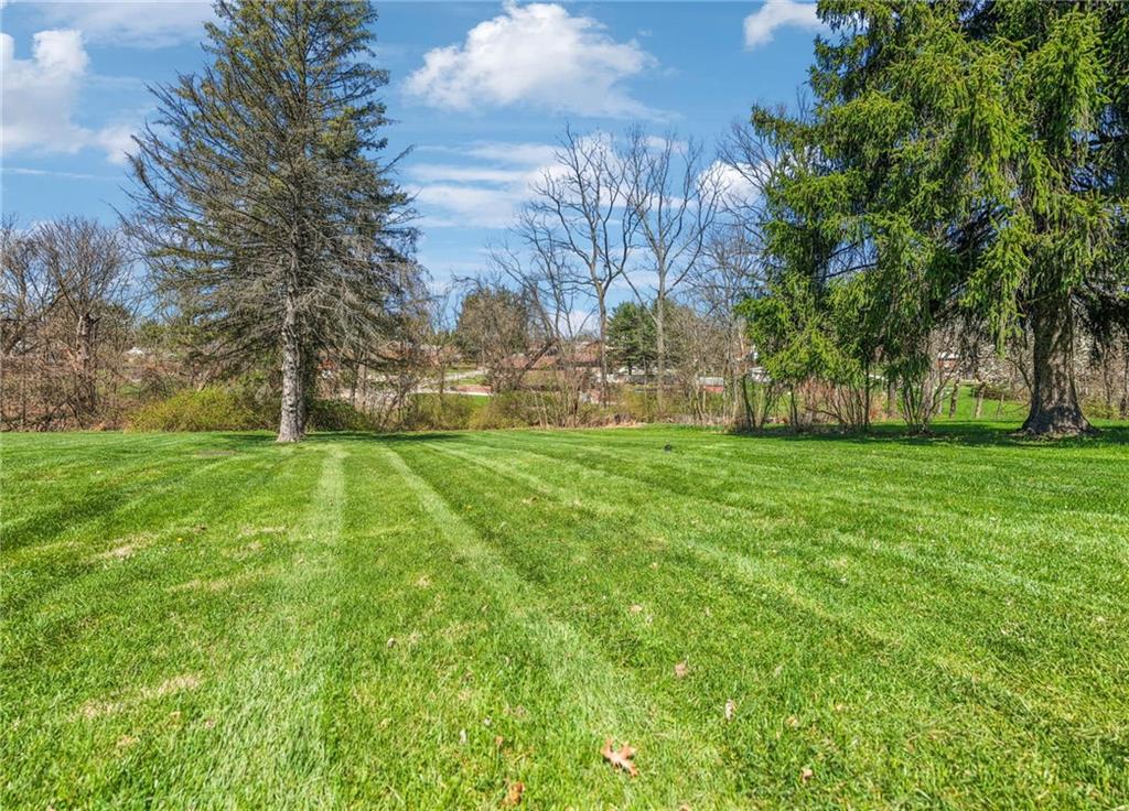 523 Beatty Road Monroeville, PA 15146 - Photo 3 of 43 Gallery Image 3
