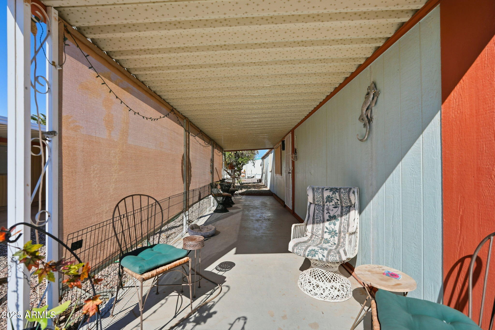 1925 South Arizona Boulevard, Unit 141 Coolidge, AZ 85128 - Photo 2 of 19 a view of entryway with wooden floor