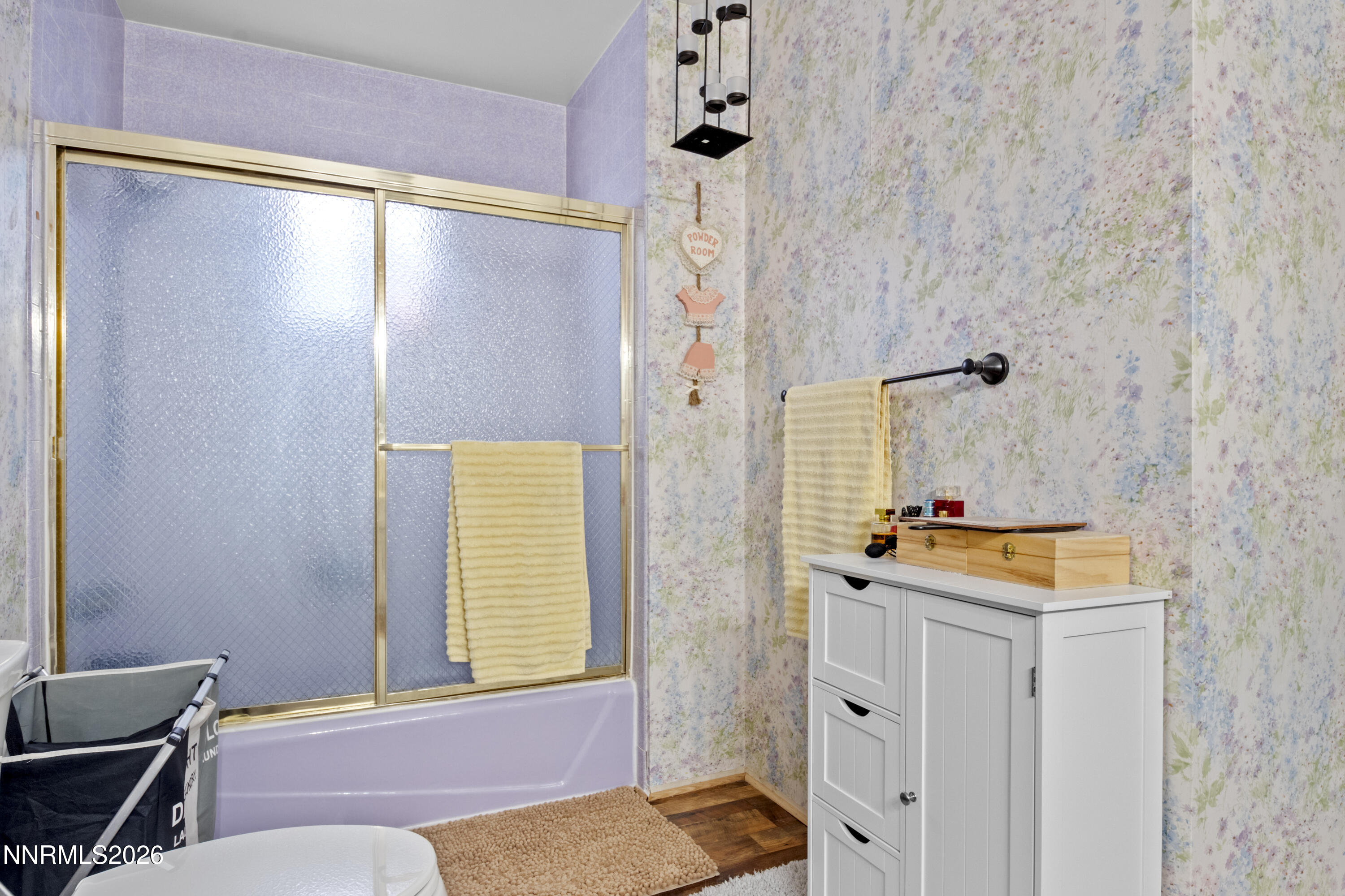 804 K Street Hawthorne, NV 89415 - Photo 16 of 19 Primary Bath