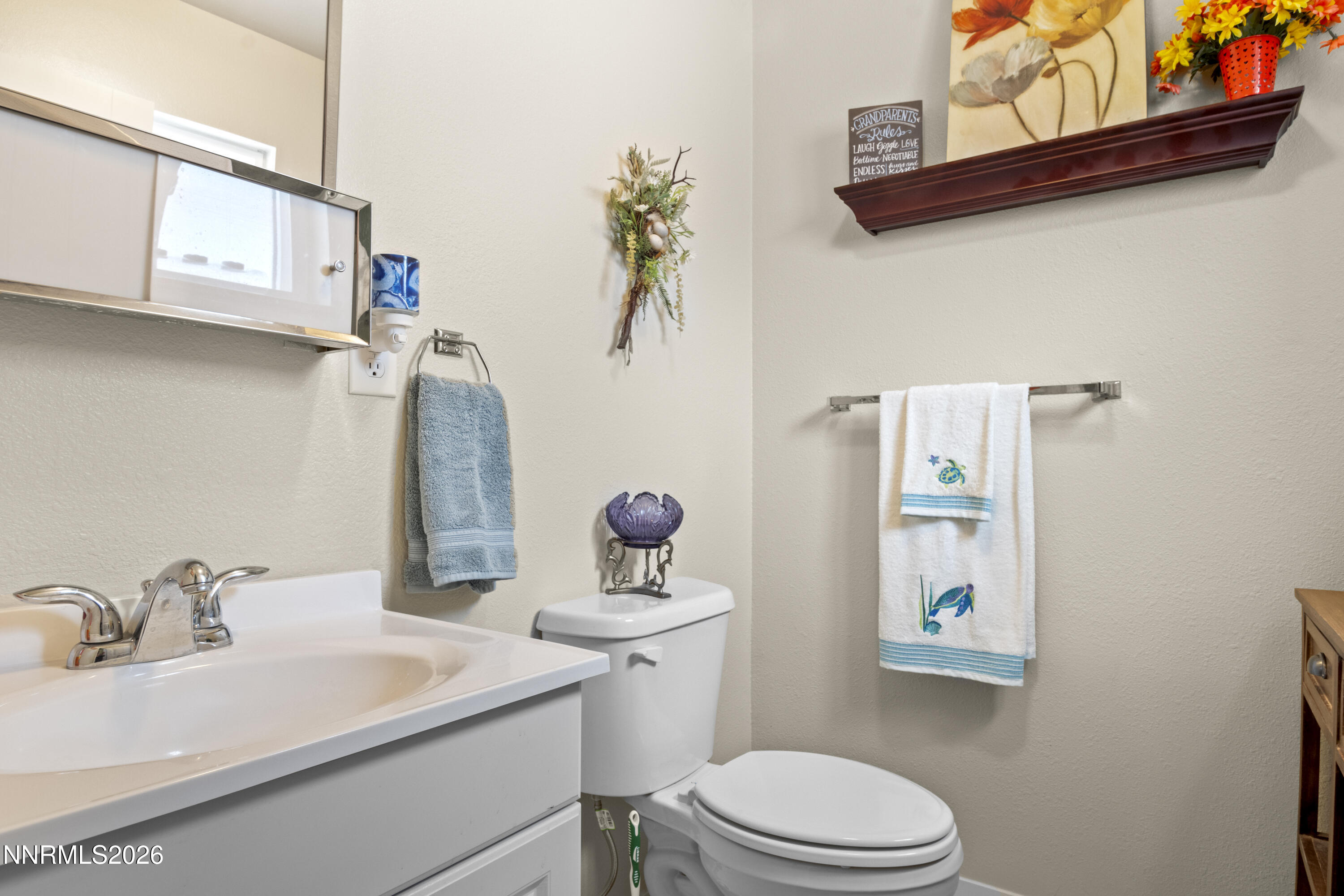 804 K Street Hawthorne, NV 89415 - Photo 10 of 19 Half Bath