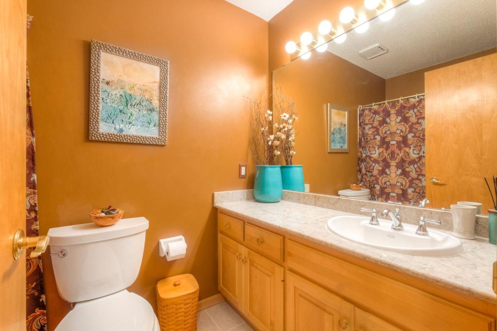 8026 Boulder Ridge Road Woodbury, MN 55125 - Photo 13 of 27 Gallery Image 13