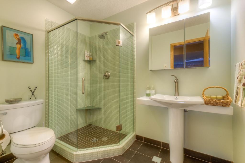 8026 Boulder Ridge Road Woodbury, MN 55125 - Photo 17 of 27 Gallery Image 17