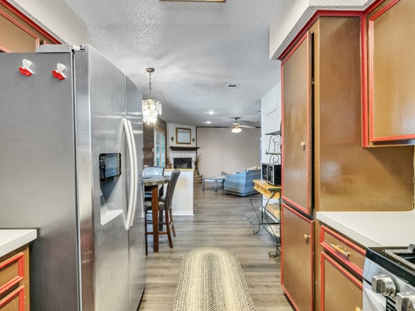 634 Bright Penny Lane Houston, TX 77015 - Photo 8 of 24 a lobby with furniture and a mirror