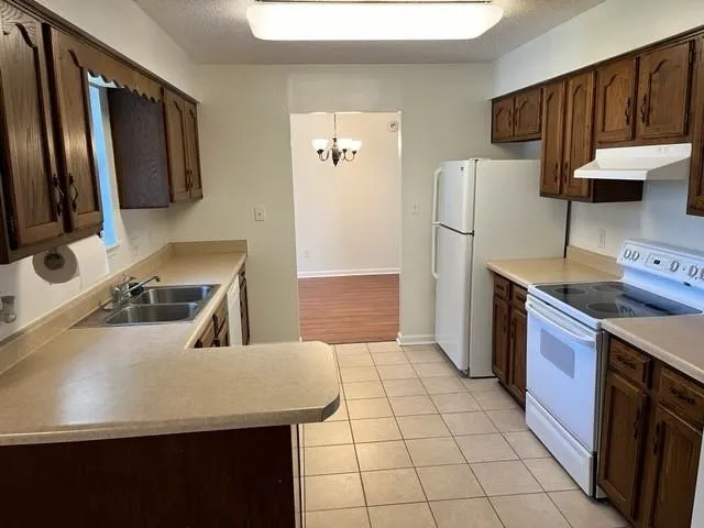 $1,795 | 260 Timberlane Road, Tallahassee, FL 32312