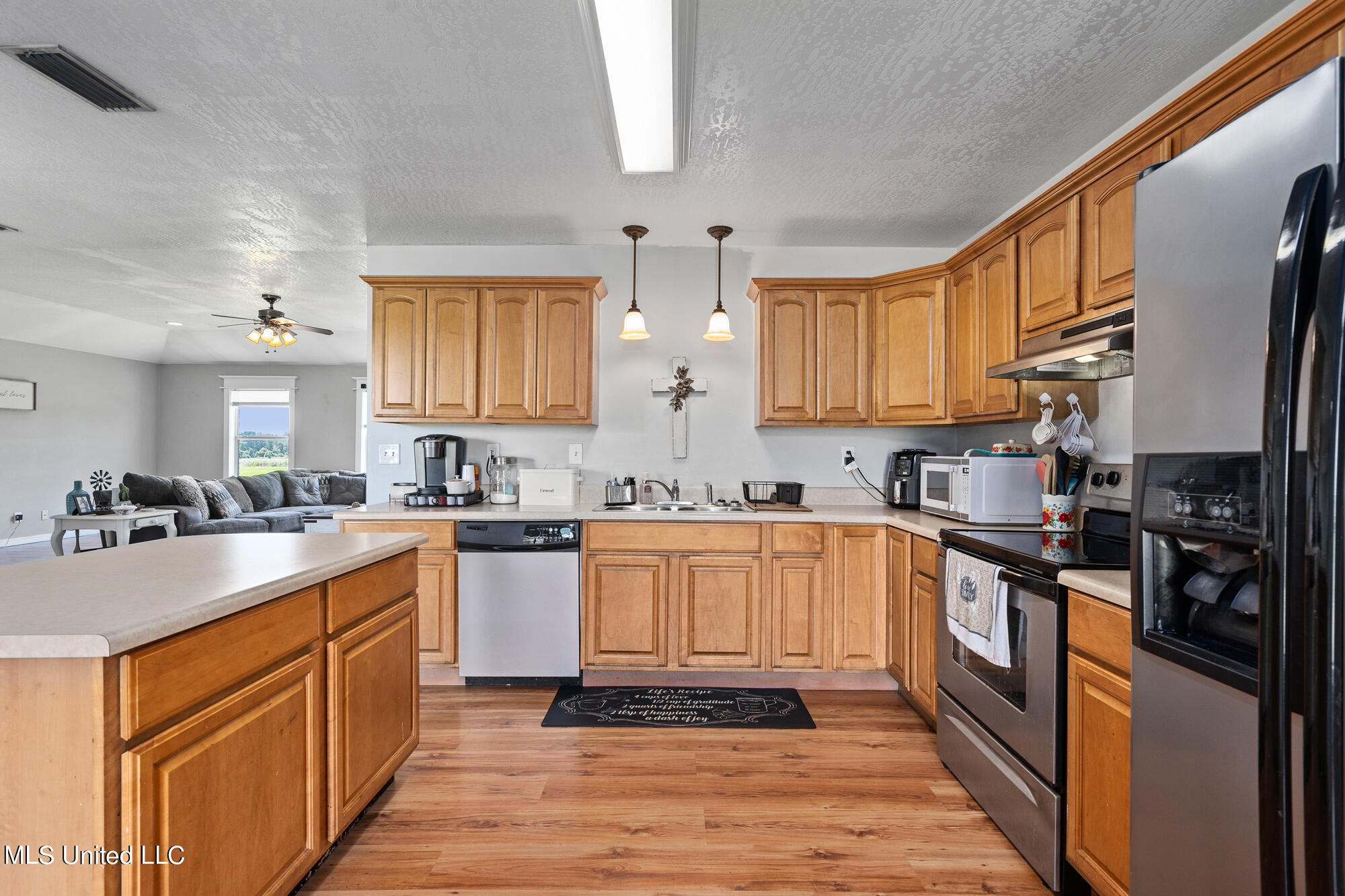 128 Henry Eubanks Road Lucedale, MS 39452 - Photo 13 of 34 Kitchen 5
