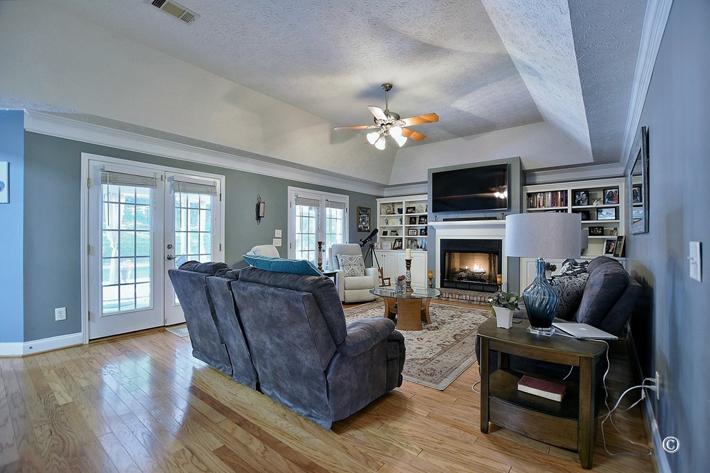Gallery Image 6