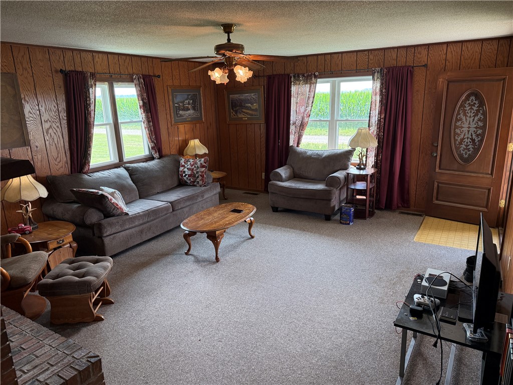19292 Spg Hl Road Sumner, IL 62466 - Photo 9 of 22