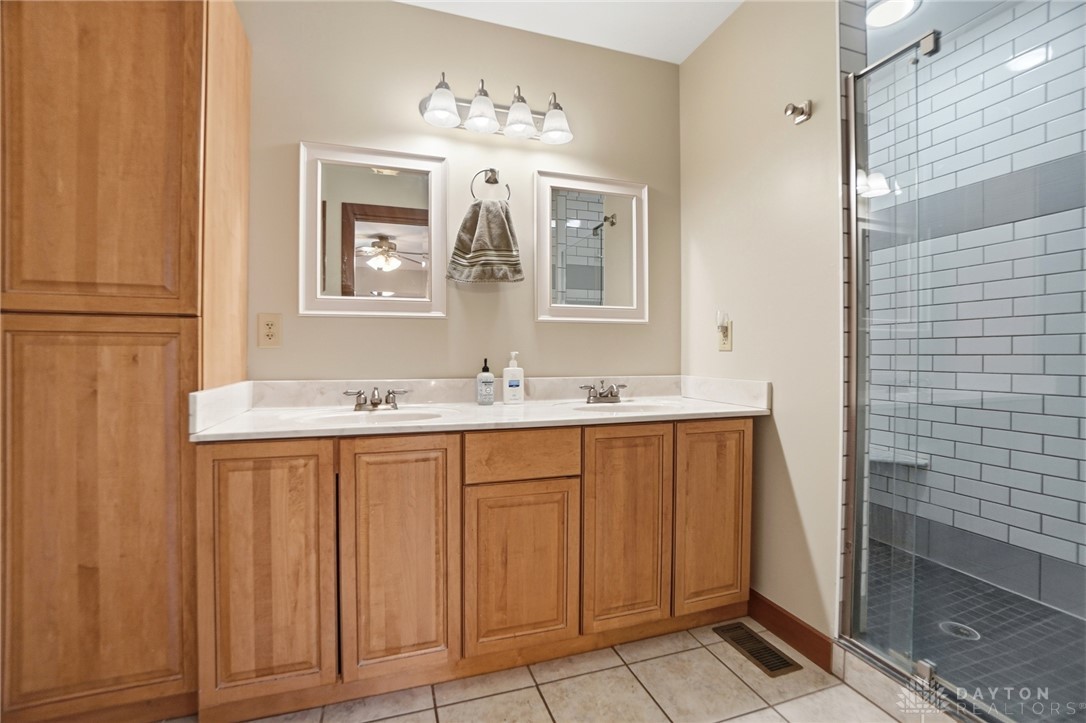 2471 Lower Bellbrook Road Spring Valley, OH 45370 - Photo 30 of 62