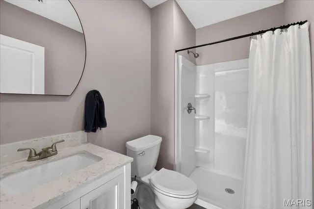 $499,900 | 2002 Wyndgate Meadows Drive, Lake St. Louis, MO 63367