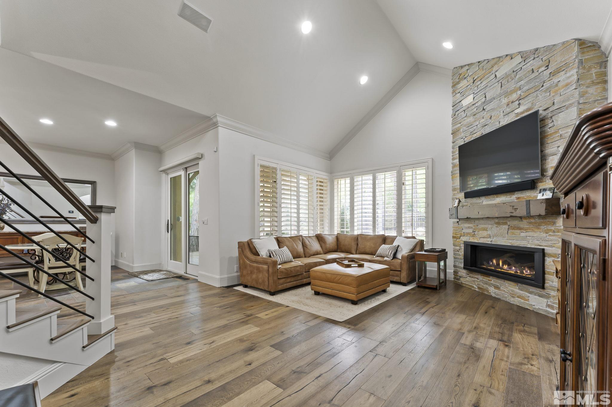 6395 Zermatt Court Reno, NV 89511 - Photo 5 of 40 Photo 5