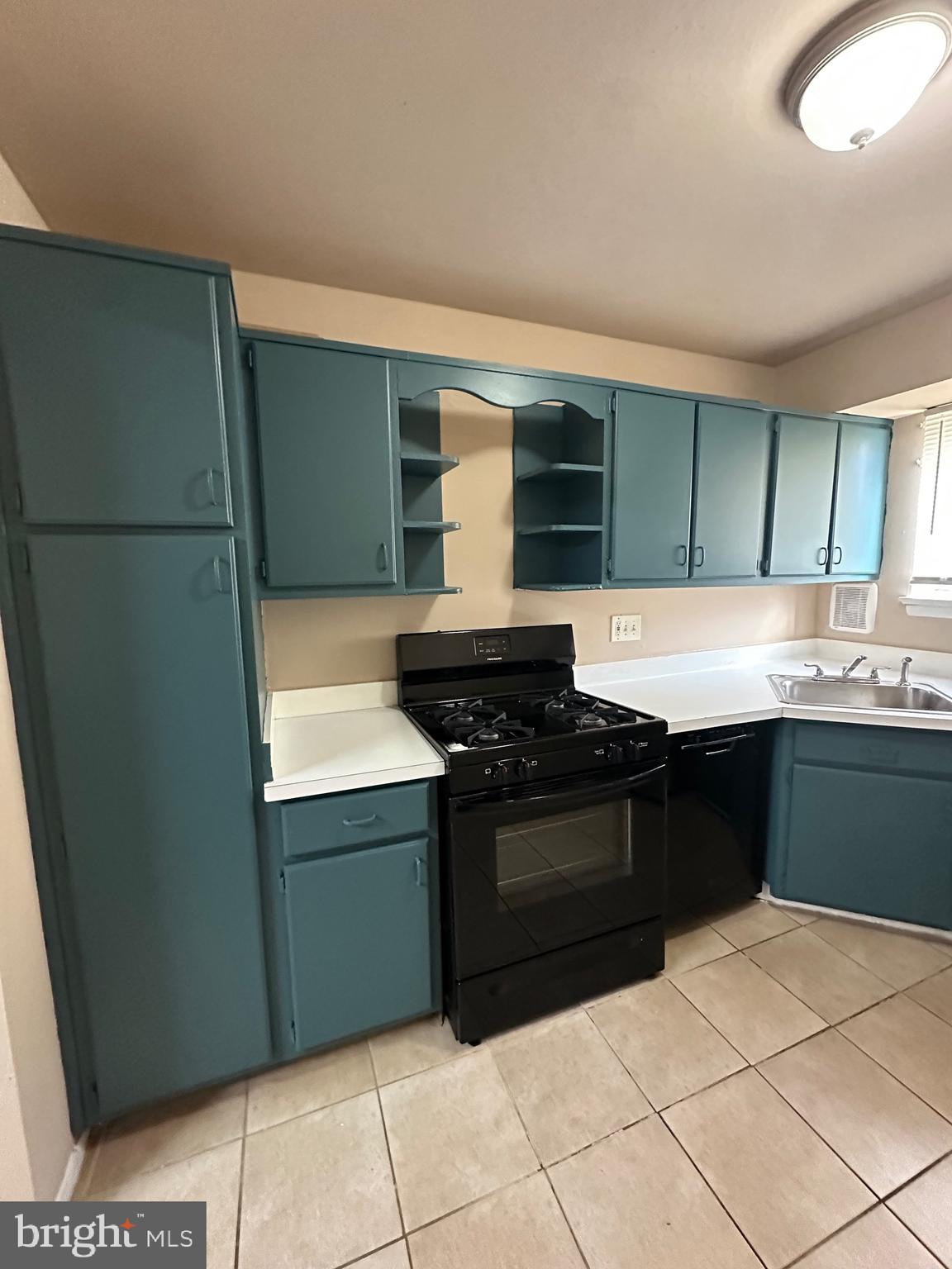 11348 Cherry Hill Road, Unit 2B20 Beltsville, MD 20705 - Photo 20 of 25