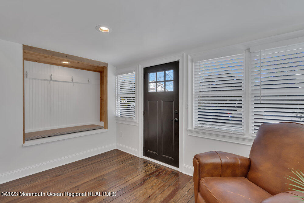 28 Pinehurst Road Brick, NJ 08723 - Photo 4 of 40 a view of livingroom with furniture and windows