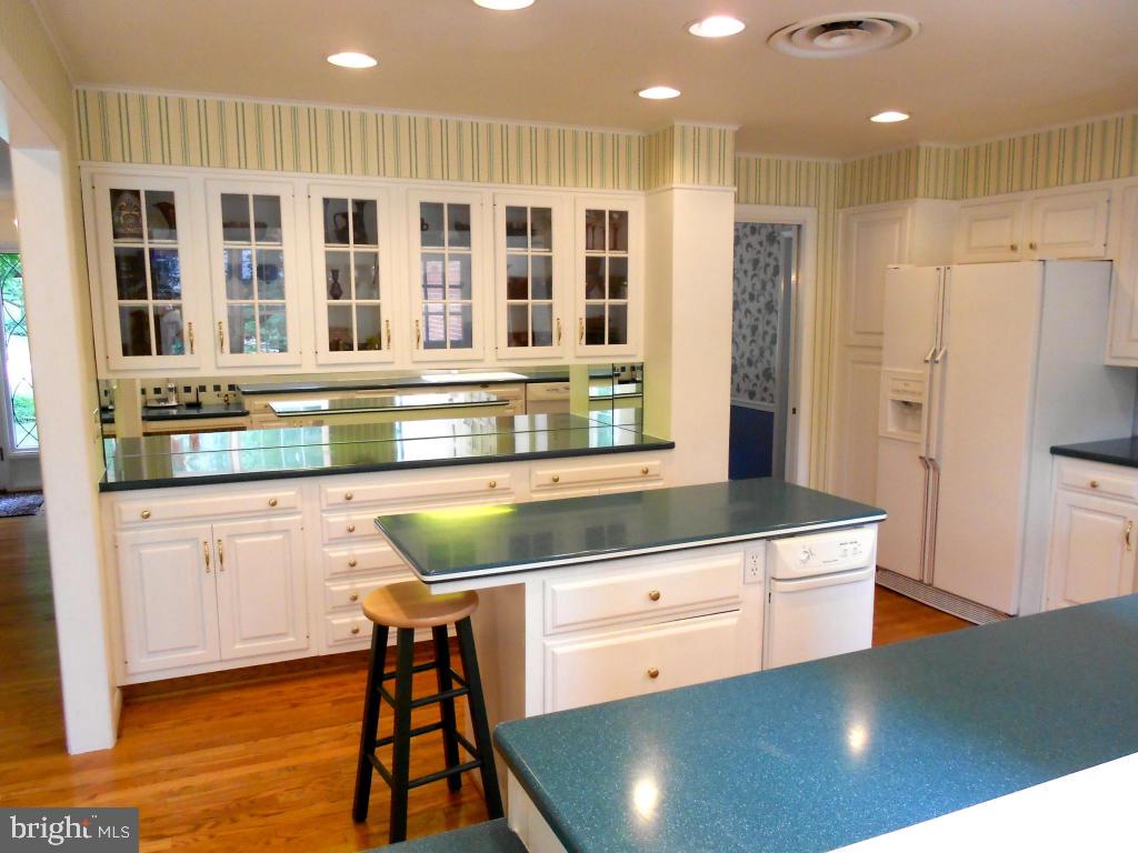 1424 Hillcrest Road Lancaster, PA 17603 - Photo 15 of 35 Gallery Image 15