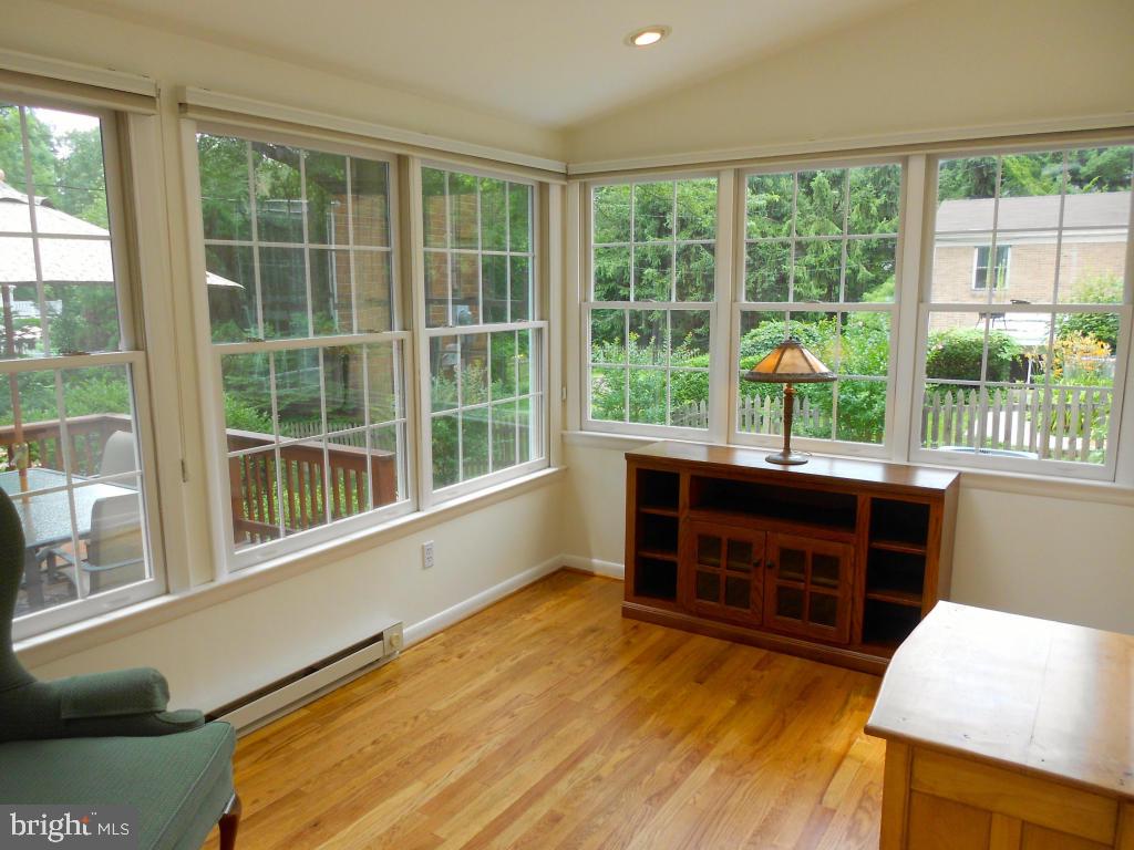 1424 Hillcrest Road Lancaster, PA 17603 - Photo 19 of 35 Gallery Image 19
