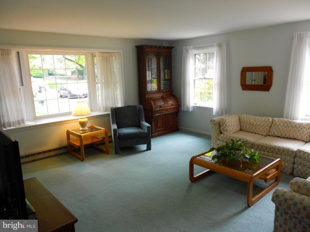 1424 Hillcrest Road Lancaster, PA 17603 - Photo 20 of 35 Gallery Image 20