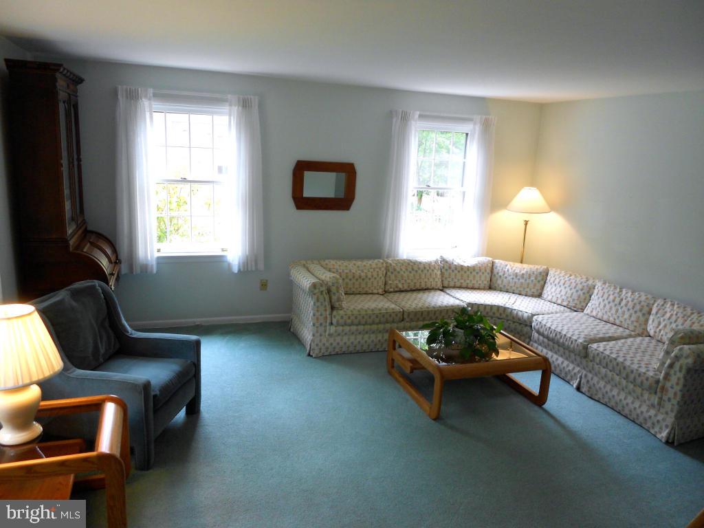 1424 Hillcrest Road Lancaster, PA 17603 - Photo 21 of 35 Gallery Image 21