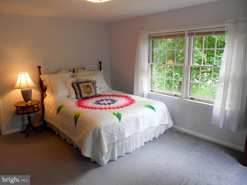 1424 Hillcrest Road Lancaster, PA 17603 - Photo 24 of 35 Gallery Image 24