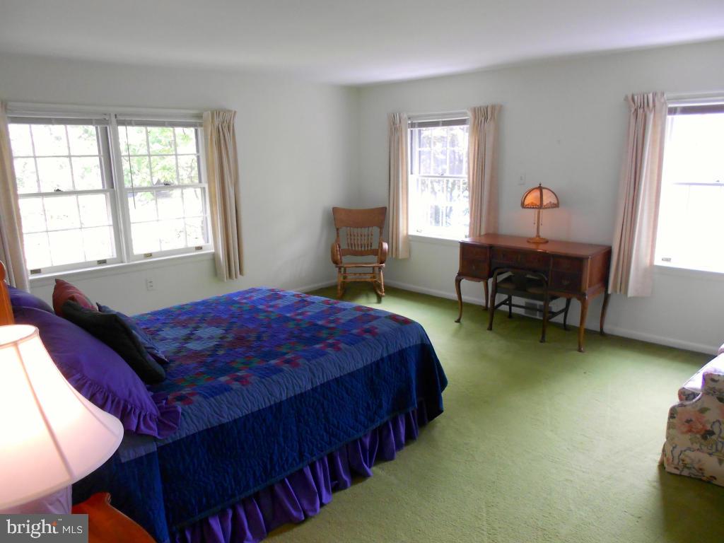 1424 Hillcrest Road Lancaster, PA 17603 - Photo 26 of 35 Gallery Image 26