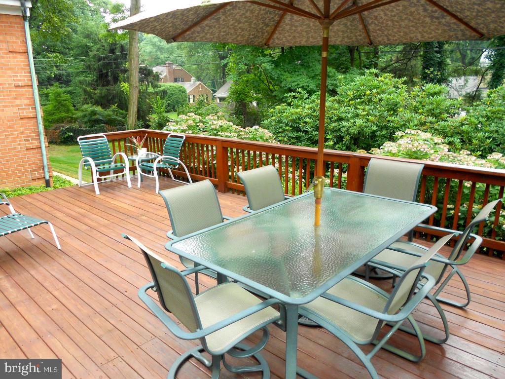 1424 Hillcrest Road Lancaster, PA 17603 - Photo 6 of 35 Gallery Image 6