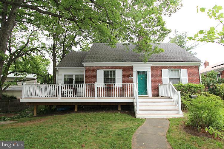 7806 Boston Avenue Silver Spring, MD 20910 - Photo 22 of 22 Exterior (Front)