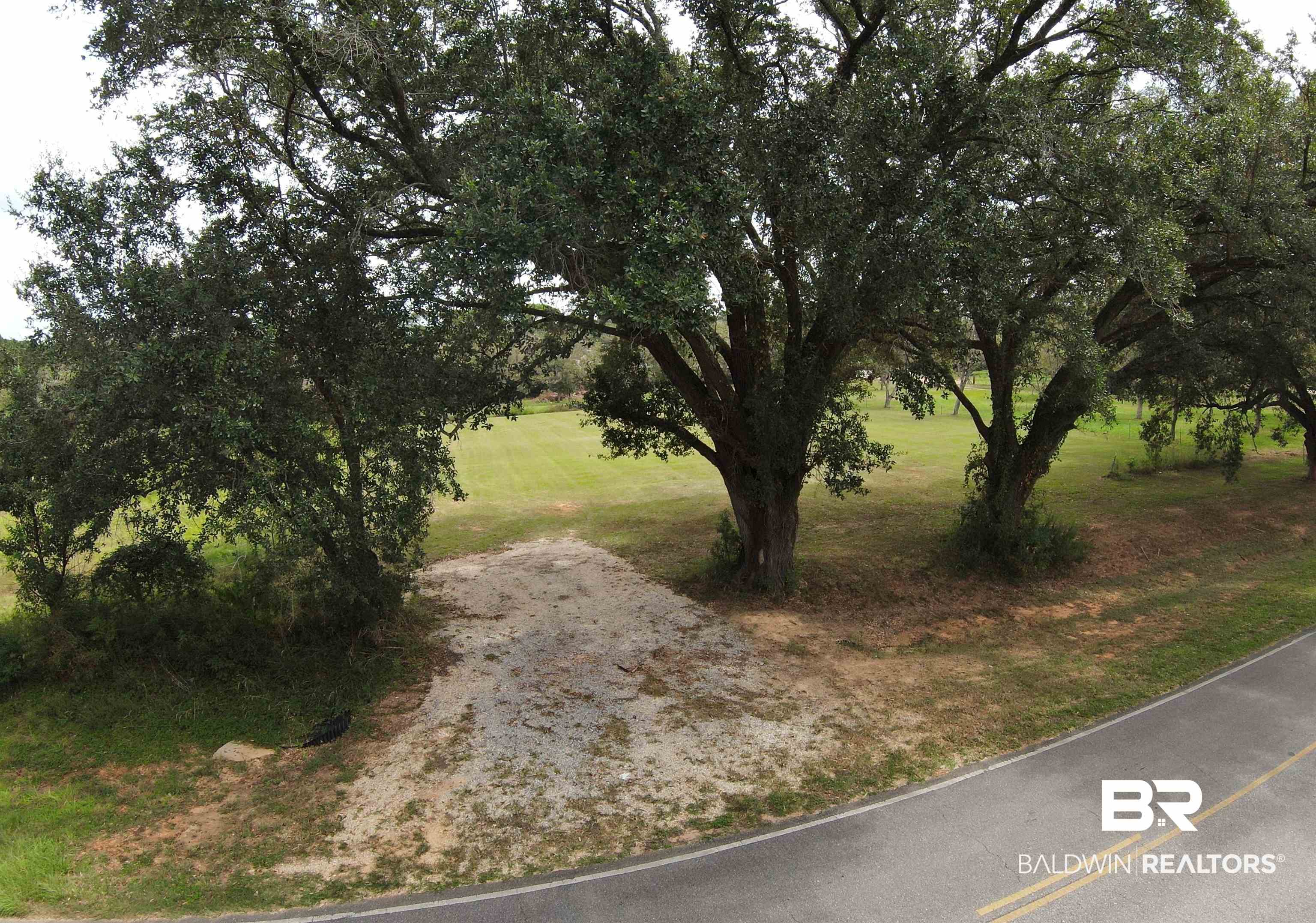 19310 County Road 33 Fairhope, AL 36532 - Photo 2 of 5 View of yard