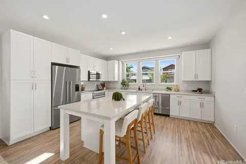 $1,089,000 | 91-1101 Franklin D Roosevelt Avenue, Unit 209, Kapolei, HI 96707